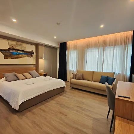 Carducci Art Guest house