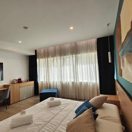 Carducci Art Guest house *